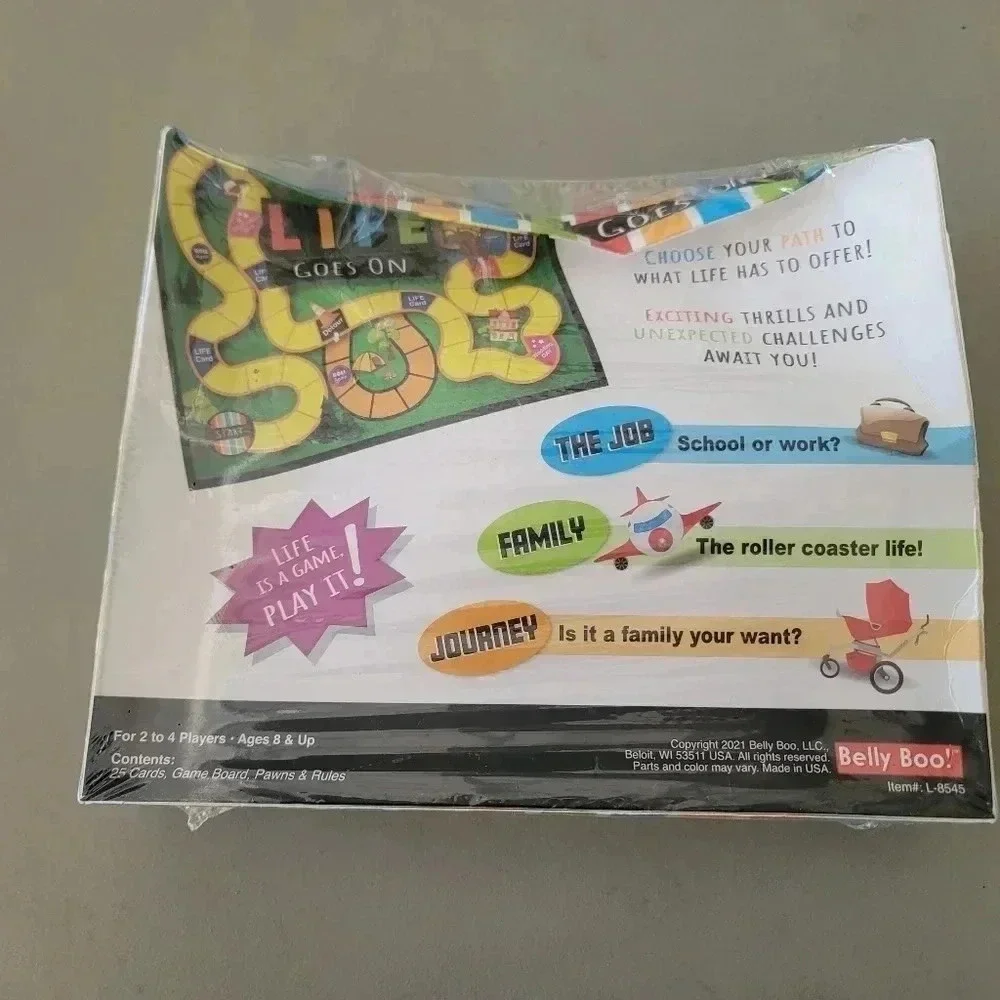 Life Goes on board Game For  ages 8+ Family Belly Boo Made In The USA Dented Box